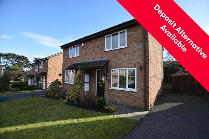 2 Bedroom Semi-Detached House To Rent In Field View Drive, Downend, Bristol, BS16