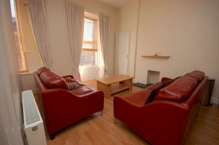 1 Bedroom Flat To Rent In Leamington Terrace, Edinburgh, EH10