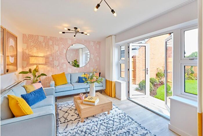 3 Bedroom End Of Terrace House For Sale In "Hatfield" At Ground Floor, Stoke Gifford, BS34