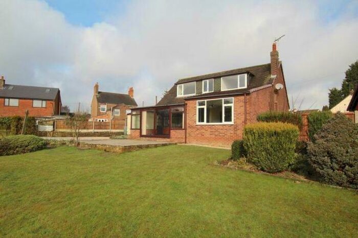 3 Bedroom Bungalow To Rent In Heanor Road, Codnor, DE5