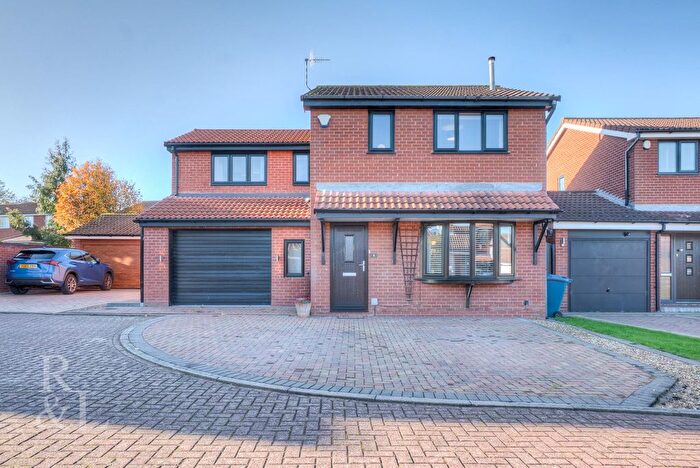 4 Bedroom Detached House For Sale In Heather Croft, West Bridgford, Nottingham, NG2