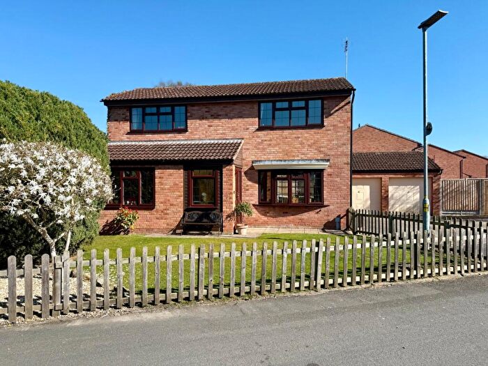 3 Bedroom Detached House For Sale In Pennine Close, Kings Acre, Hereford, HR4