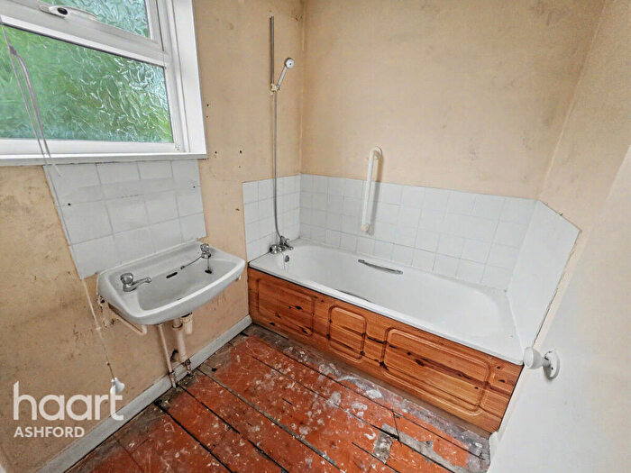 3 Bedroom Terraced House For Sale In St Nicholas Road, Faversham, ME13