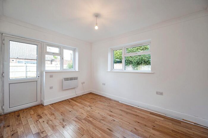 2 Bedroom Detached House For Sale In Sea Front Estate, Hayling Island, Hampshire, PO11