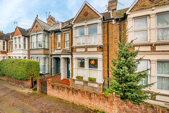 5 Bedroom Terraced House For Sale In Minet Avenue, Harlesden, NW10