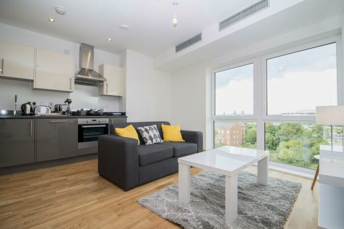 1 Bedroom Apartment To Rent In River Heights, Stratford Riverside, Stratford, E15