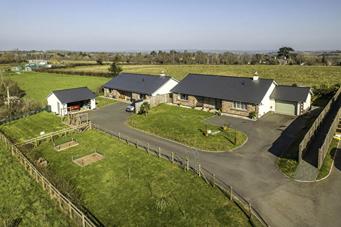 4 Bedroom Bungalow For Sale In Orchard Close, Glewstone, Ross-on-Wye, Herefordshire, HR9