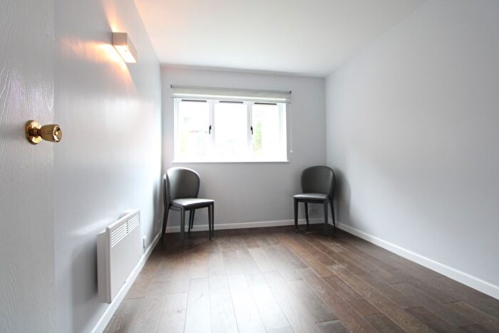 2 Bedroom Flat To Rent In St. Christophers Gardens, Thornton Heath, CR7
