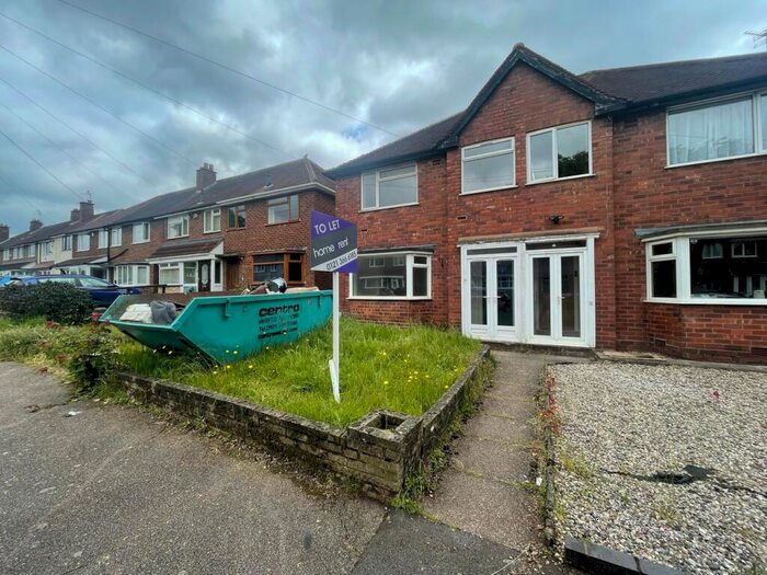 3 Bedroom Terraced House To Rent In Brackenfield Road, Great Barr, Birmingham, B44