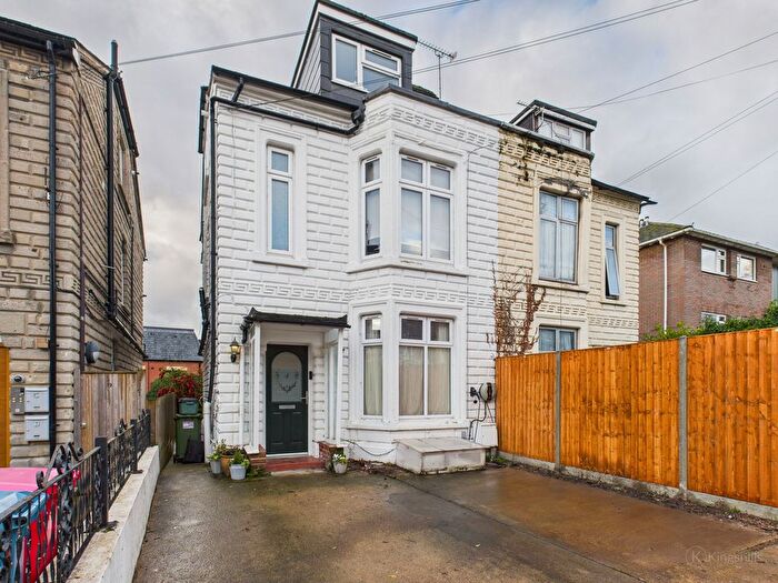 4 Bedroom Semi Detached House For Sale In Queens Road, High Wycombe, Buckinghamshire, HP13