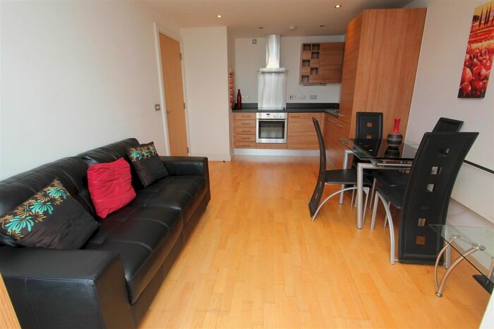 1 Bedroom Flat To Rent In Chadwick Street, Hunslet, Leeds, LS10