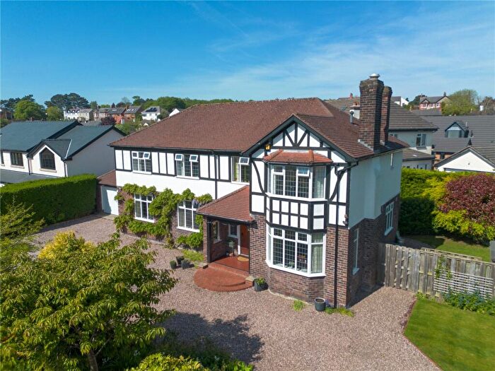 4 Bedroom Detached House For Sale In The Ridgeway, Heswall, Wirral, CH60