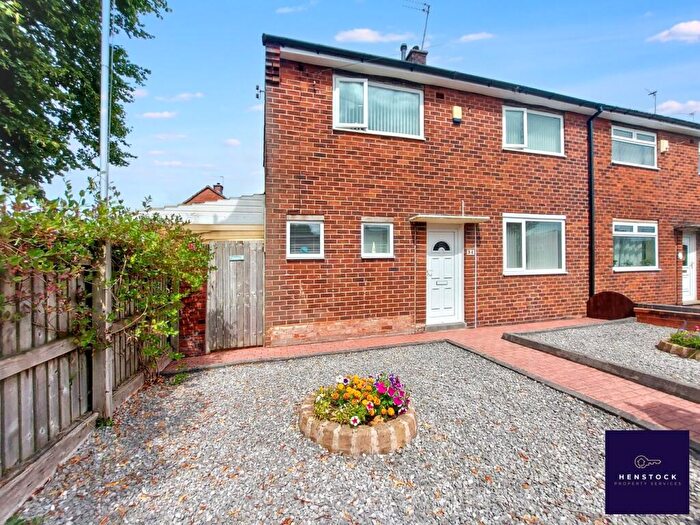 2 Bedroom Semi-Detached House For Sale In Whalley Road, Middleton, Manchester, M24