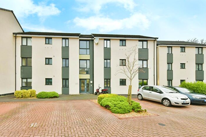 2 Bedroom Flat For Sale In Marazion Way, Plymouth, PL2