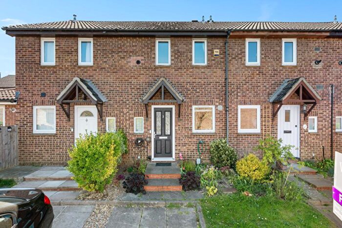 2 Bedroom Terraced House For Sale In Campbell Close, Hitchin, SG4