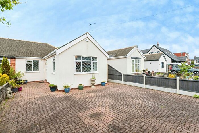 2 Bedroom Bungalow For Sale In West Drive, Thornton-Cleveleys, Lancashire, FY5