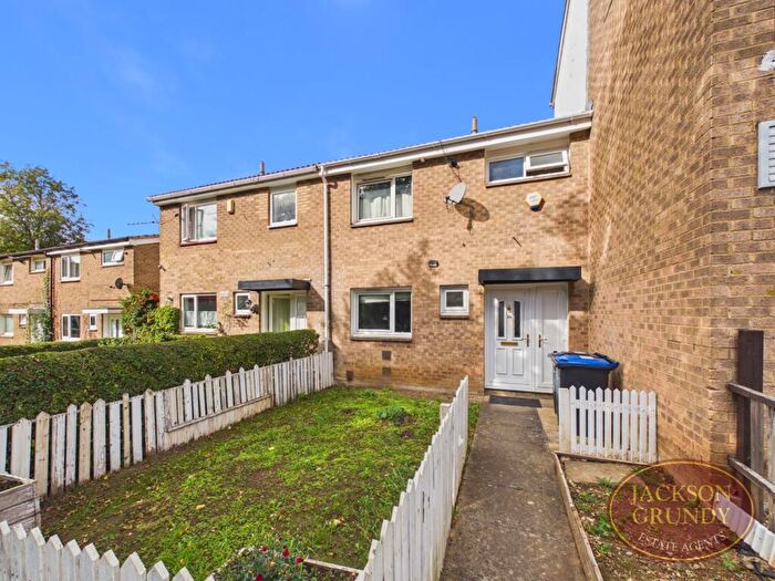 3 Bedroom Terraced House For Sale In Hopmeadow Court, Blackthorn, NN3
