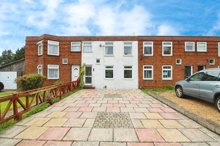 2 Bedroom House To Rent In Heathfield Road, Hitchin, SG5