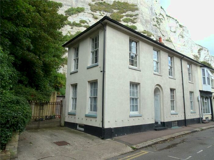 4 Bedroom Detached House For Sale In East Cliff, Dover, Kent, CT16