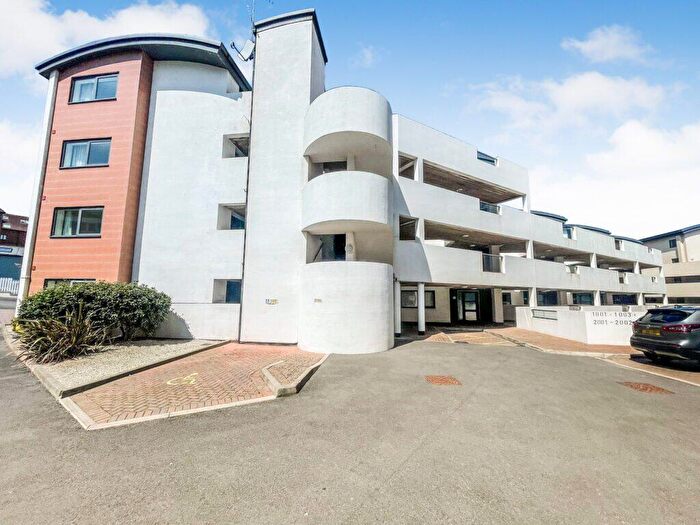 2 Bedroom Apartment For Sale In Westbeach, Westward Ho!, Bideford, Devon, EX39