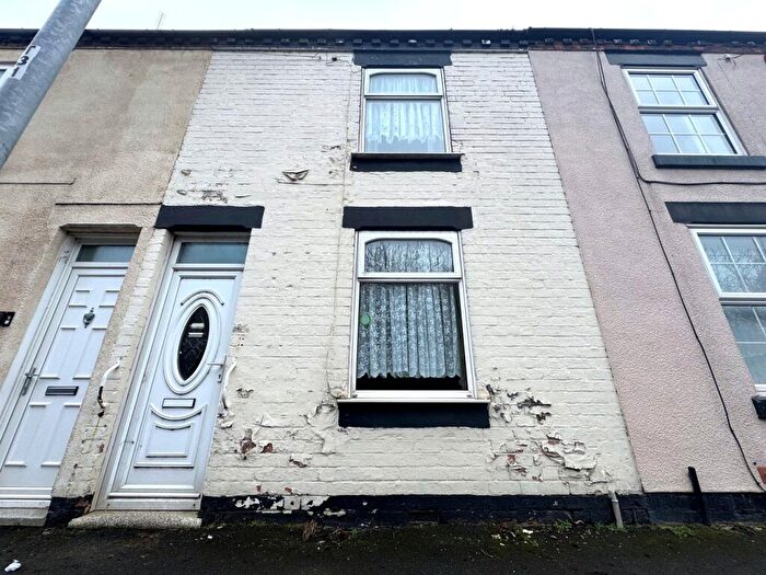 3 Bedroom Terraced House For Sale In Wetmore Road, Burton-on-Trent, DE14