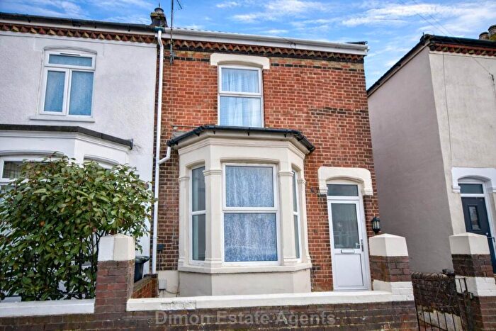 3 Bedroom End Of Terrace House For Sale In Avenue Road, Gosport, PO12