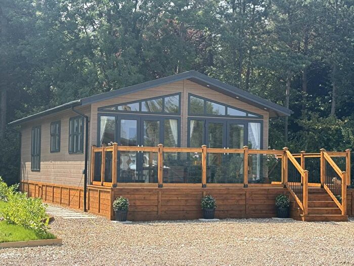 2 Bedroom Park Home For Sale In Cherry Burton Luxury Lodge Park, Leconfield Road, Cherry Burton, East Riding Of Yorkshire, HU17