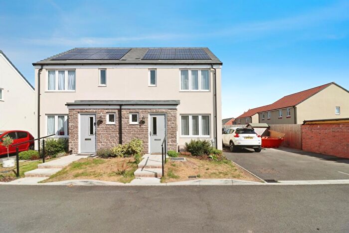 3 Bedroom Semi-Detached House For Sale In Tulip Road, Emersons Green, Bristol, BS16