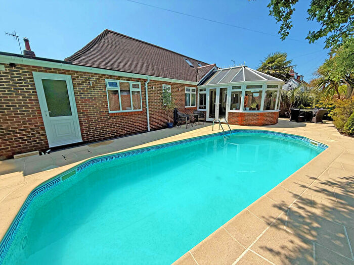 4 Bedroom Detached House For Sale In Upper Shoreham Road, Shoreham-by-Sea, BN43