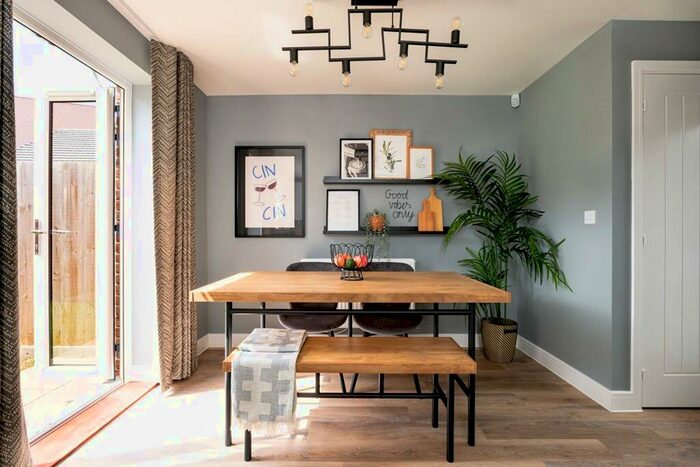 3 Bedroom Semi Detached House For Sale In Bridle Way, Barming, Maidstone, Kent, ME16