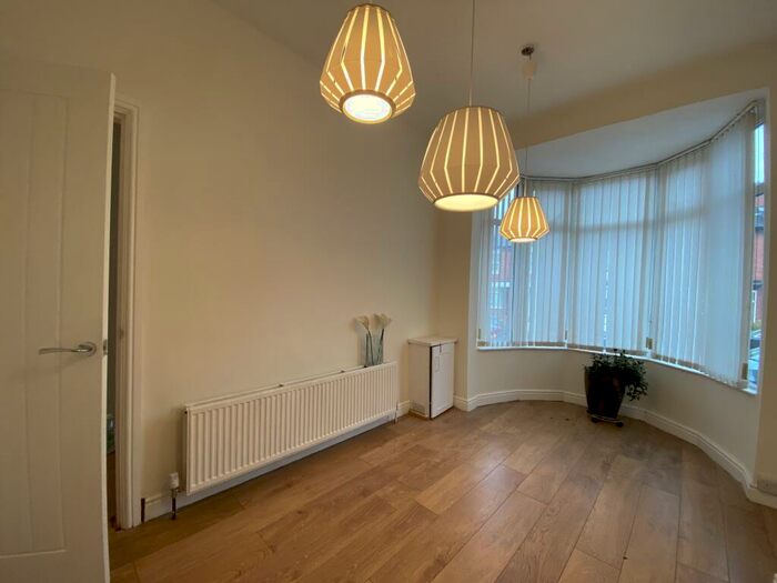 3 Bedroom House To Rent In Arden Road, Smethwick, B67