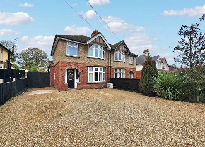 3 Bedroom Semi Detached House For Sale In Pirton Lane, Churchdown, Gloucester, GL3