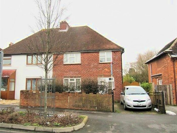 4 Bedroom Detached House To Rent In Worplesdon Rd, Guildford, GU2