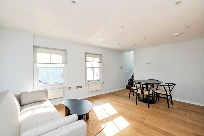 2 Bedroom Apartment To Rent In Ellsworth Street, Bethnal Green, London, E2