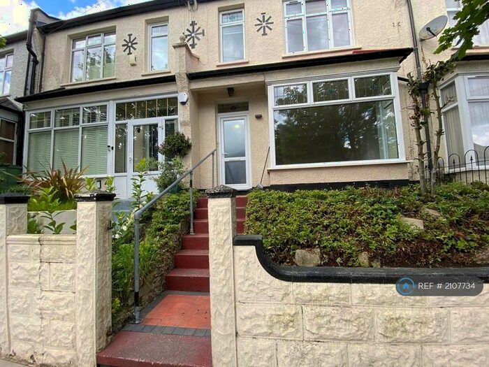 3 Bedroom Terraced House To Rent In Brodrick Grove, London, SE2