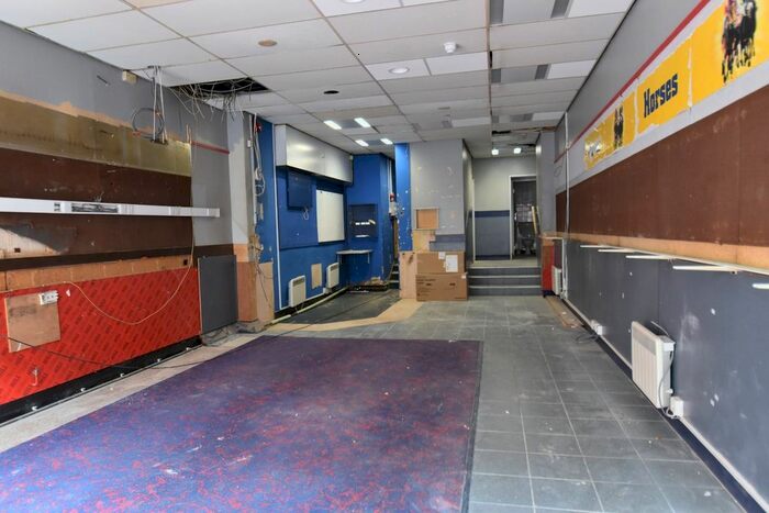 Property To Rent In Gold Street, Tiverton, Devon, EX16