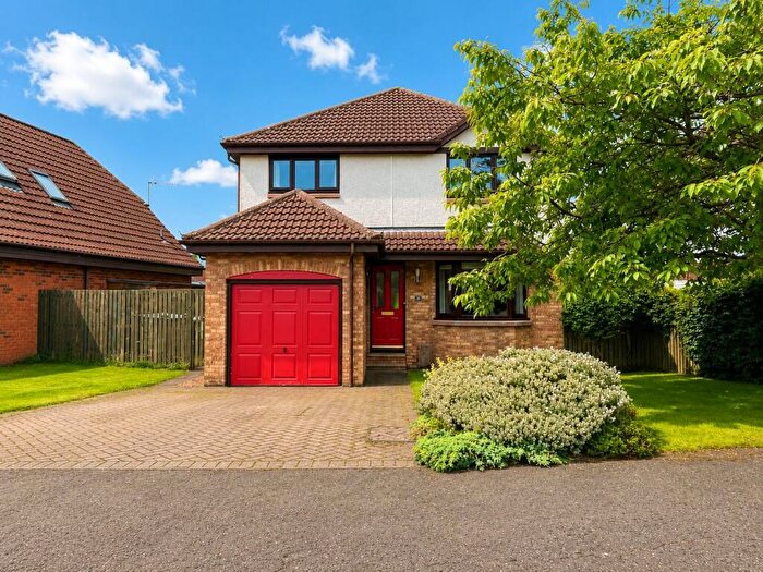 4 Bedroom Detached House For Sale In Lathro Park, Kinross, KY13