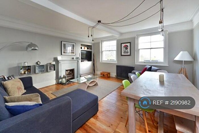 2 Bedroom Flat To Rent In Park House, London, N5