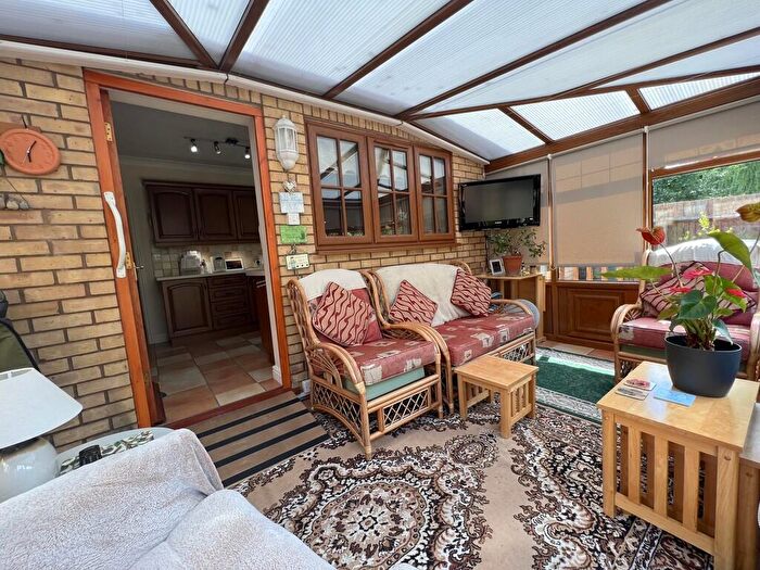 3 Bedroom Detached Bungalow For Sale In London Road, Chatteris, Cambs., PE16