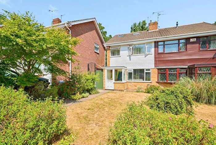4 Bedroom Semi-Detached House For Sale In The Pines, Walsall, West Midlands, WS1