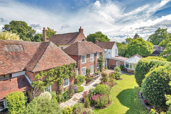 5 Bedroom Semi-Detached House For Sale In Birling Road, Ryarsh, West Malling, Kent, ME19