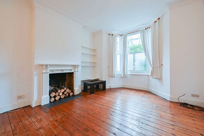 2 Bedroom Flat To Rent In Brackenbury Village, Brackenbury Village, London, W6