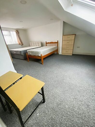 1 Bedroom Terraced House To Rent In Durham Place, Eton Road, Ilford, IG1