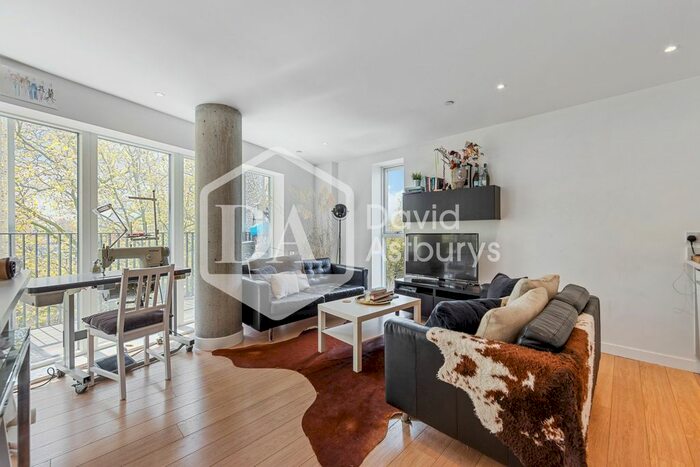 2 Bedroom Flat To Rent In Dalston Lane, Dalston, London, E8