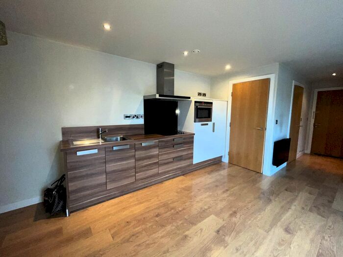 1 Bedroom Flat To Rent In Iquarter, Blonk Street, City Centre, Sheffield, S3