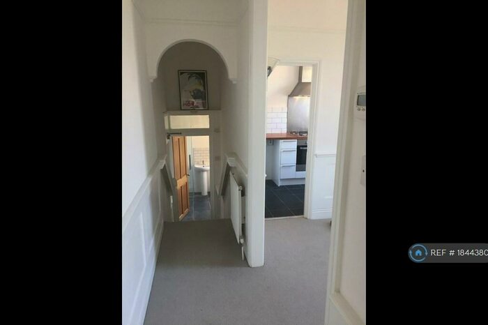 1 Bedroom Flat To Rent In Penge, London, SE20