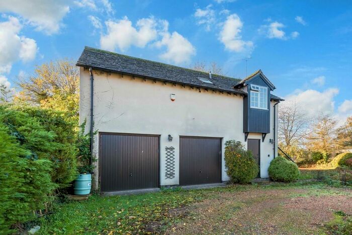 1 Bedroom Apartment To Rent In Woodpecker Lodge, Main Street, Oundle, Cambridgeshire, PE8