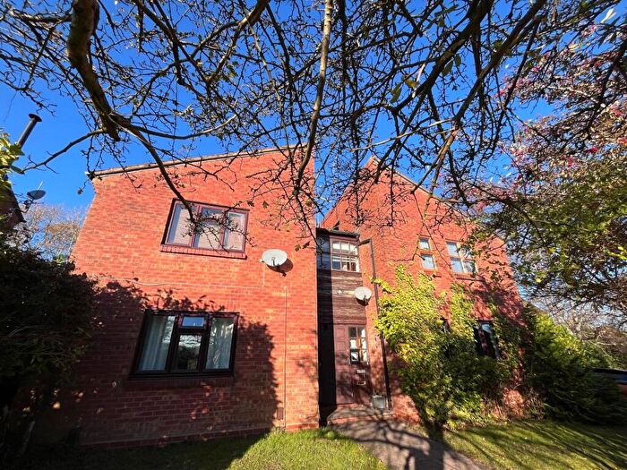 1 Bedroom Flat To Rent In Rangeworthy Close, Redditch, Worcestershire, B97
