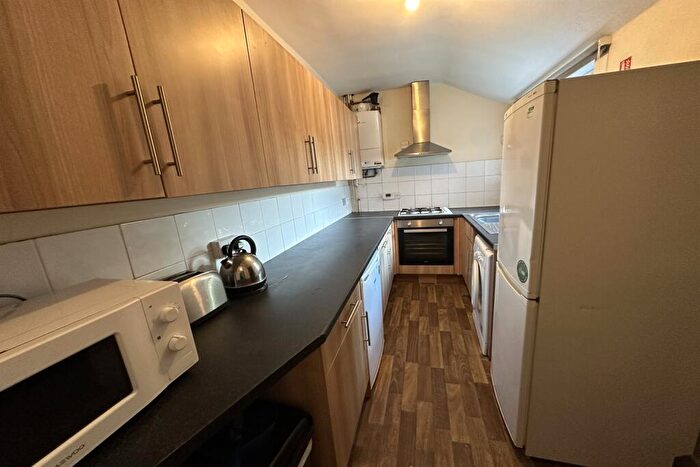 1 Bedroom Semi-Detached House To Rent In City Road, Dunkirk, NG7