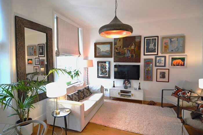 1 Bedroom Flat To Rent In Gloucester Street, London, SW1V